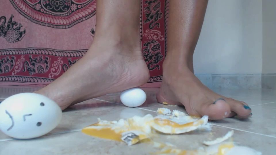 online clip 27 crossdresser foot fetish feet porn | egg heads get squished by giantess | foot