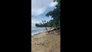 Curvy baby Curvybaby - heres a quick video of me testing my tripod set up at the beach 10-08-2021