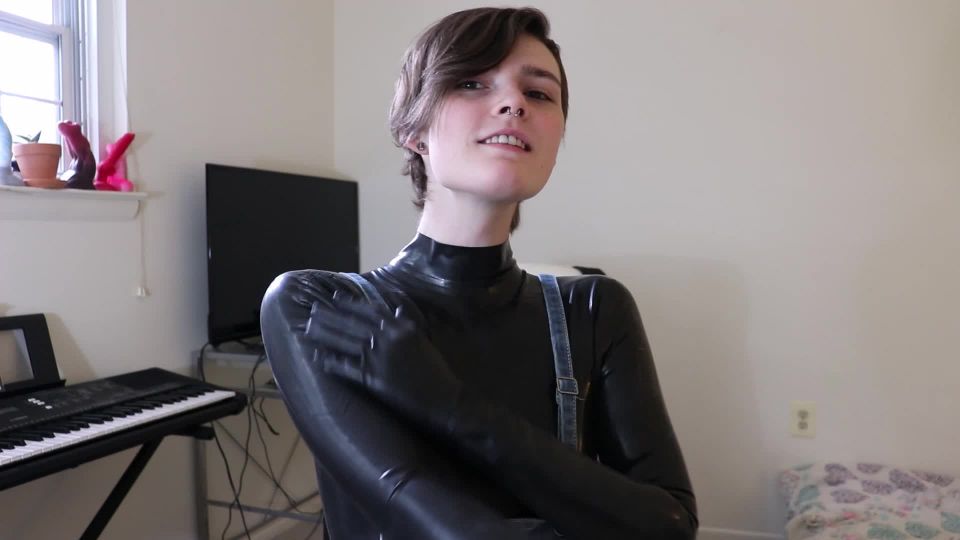 ManyVids presents Ohboybibs – Latex Striptease with Multiple Orgasms(Shemale porn)