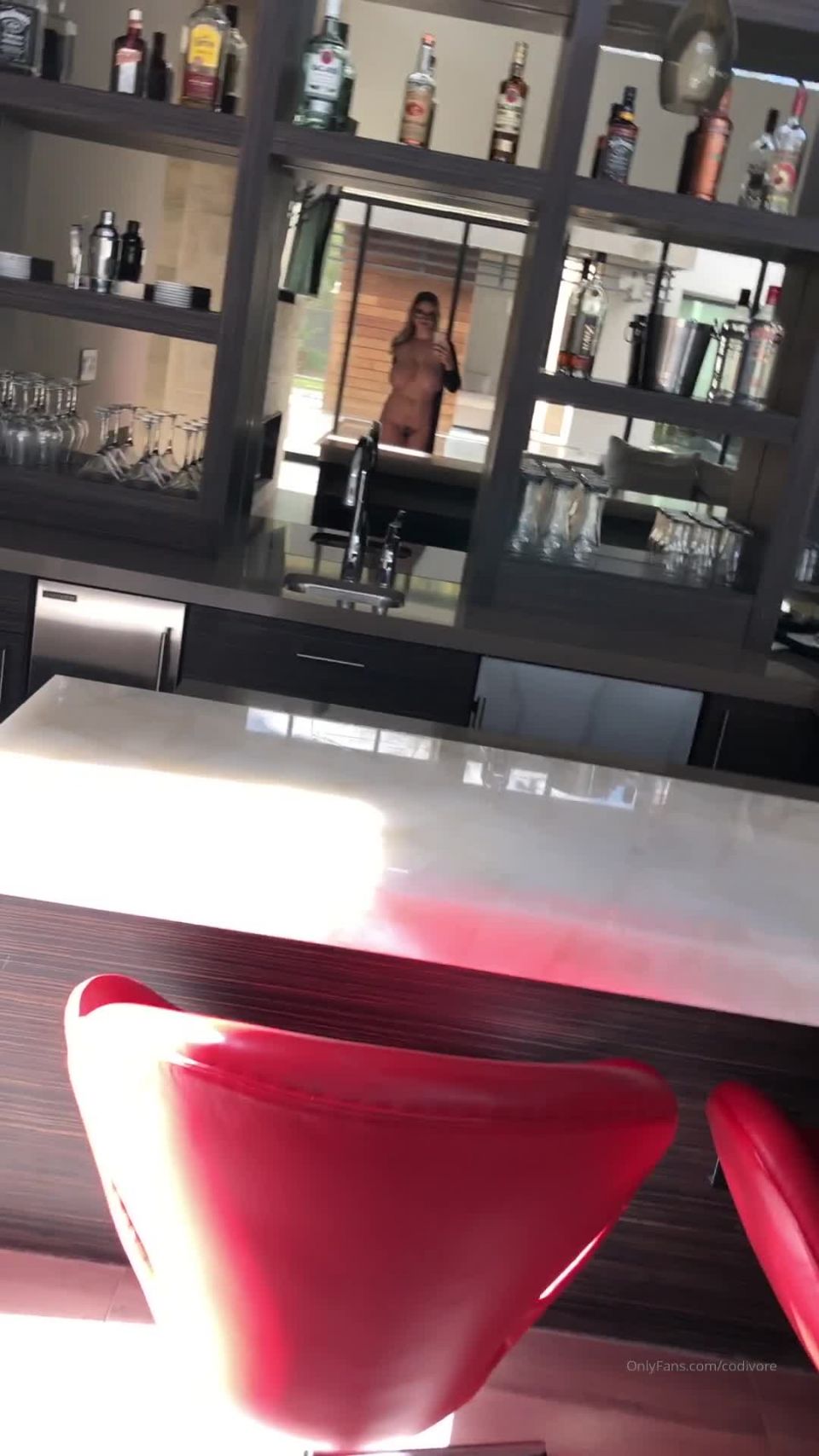 [onlyfans] codivore-19-02-2020-21488408-Damn this bar is gorgeous