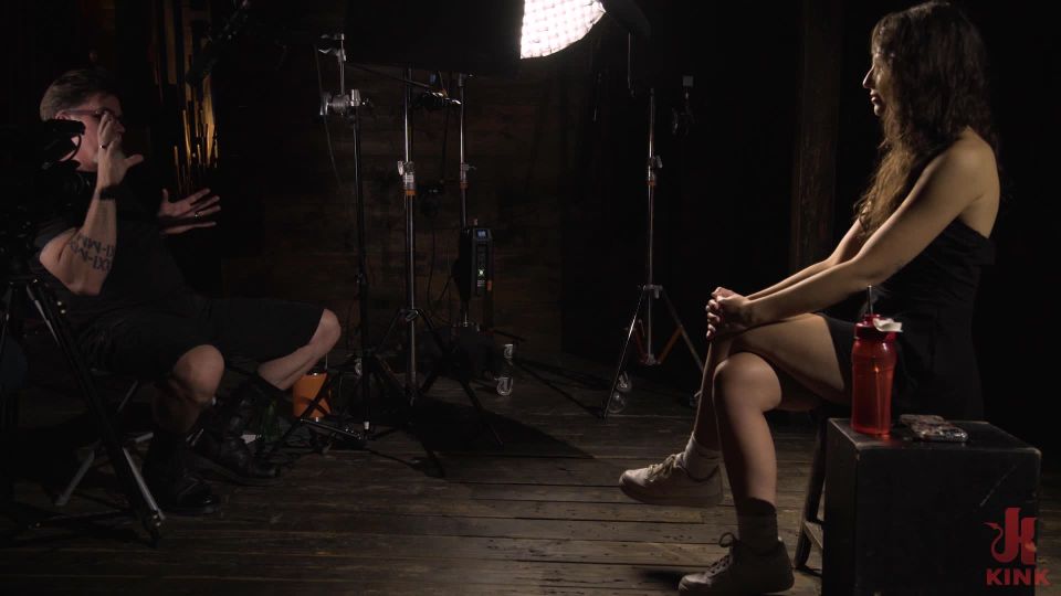 video adulto gratis 18 Liz Jordan, El Papa - Escuela de la Sumisión: Liz Jordan - Día 1  el Papa  fisting videos porno gay fisting a pelo