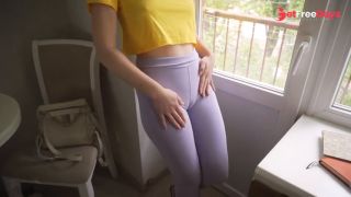 Stepsis In Tight Leggings Showing Off Big Cameltoe Pussy