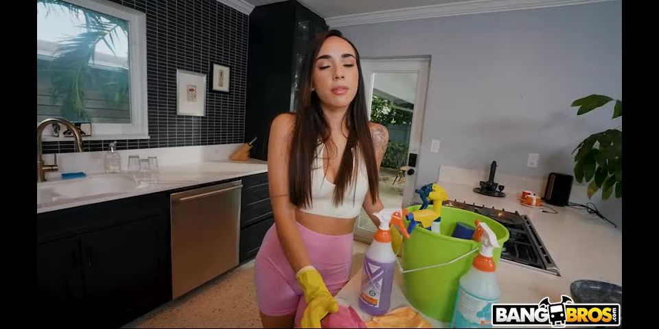 online xxx video 49 Graycee Baybee – Step Mommy Takes Hot Shower  on femdom porn sock fetish