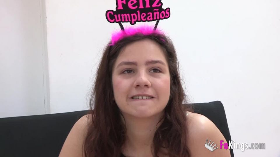 online adult clip 15 / Es Tu Vecina] Alba Colegiala (Regalamos A Alba Dos Pollas Para Ella Solita Por Su 19 CUMPLEAÑOS. ¡Felicidades!), giantess fetish on fetish porn 