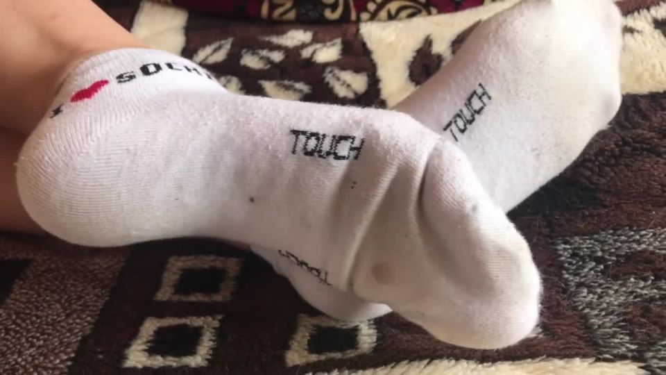 Femd slave kiss feet mistress in socks
