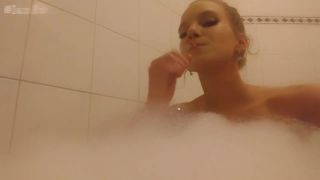 Rachel Sparks - iamrachelsparks () Iamrachelsparks - video i bet youd love to worship me while i smoke this joint in the bathtub smo 29-11-2018