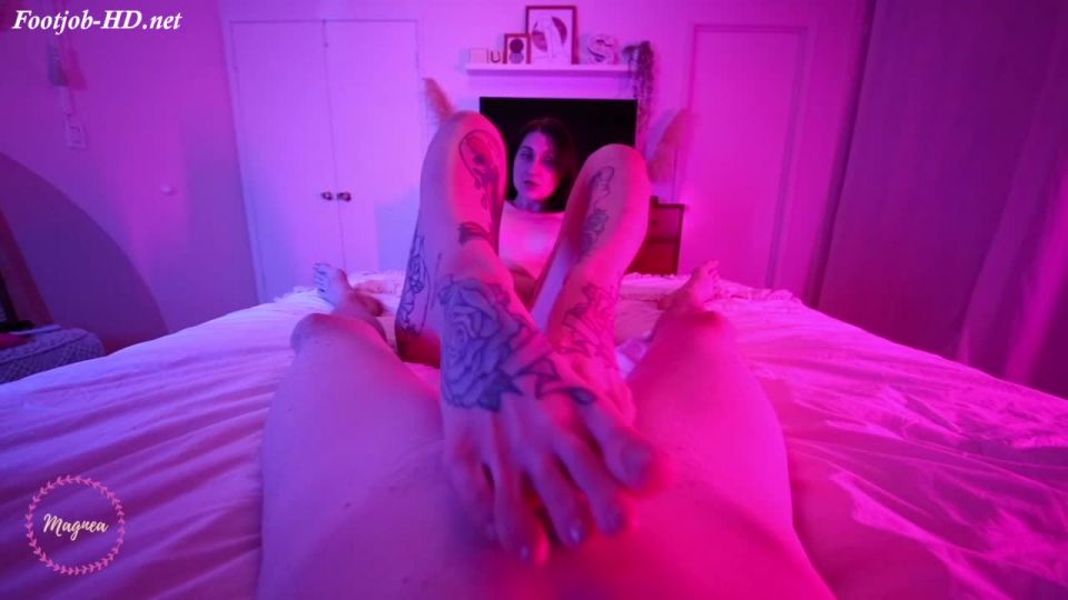 online adult clip 10 Tattooed Babe Gives An Erotic Footjob  - handjob - handjob porn foot fetish ballbusting