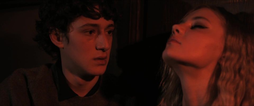 Yuliia Sobol - I figli della notte (2016) HD 1080p!!!