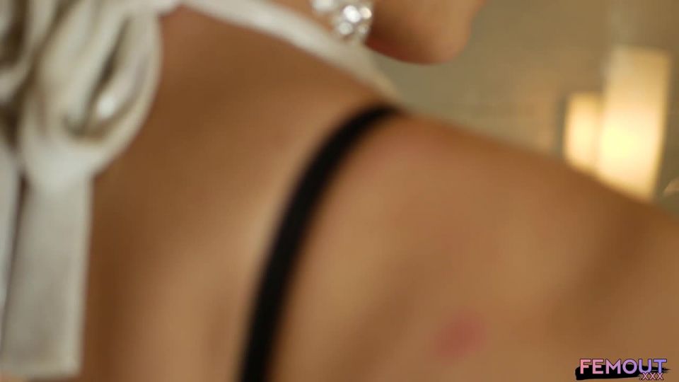 online xxx video 31 Mila Eva - Mila Eva monta su dildo! [HD 720p] - fetiche - femdom porno nikki siguiente femdom