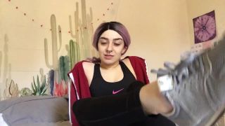 Goddess Zxx - Post-Gym Sweaty Feet JOI Video Sex Downloa...