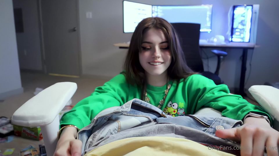 online clip para adultos 9 mamadas fantasía porno fetiche porno  HannahOwO – Mamada y facial  mamada vestida