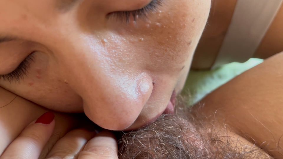 6291 Pequeño Clit, Muy peludo Coño, Lesbianas calientes y muchos de P...