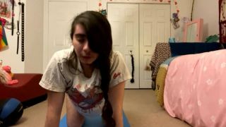 Hairy Kitten - Kisa Fae () Kisafae - yoga live show no one came to hang out i still had fun stretching dancing 21-02-2021