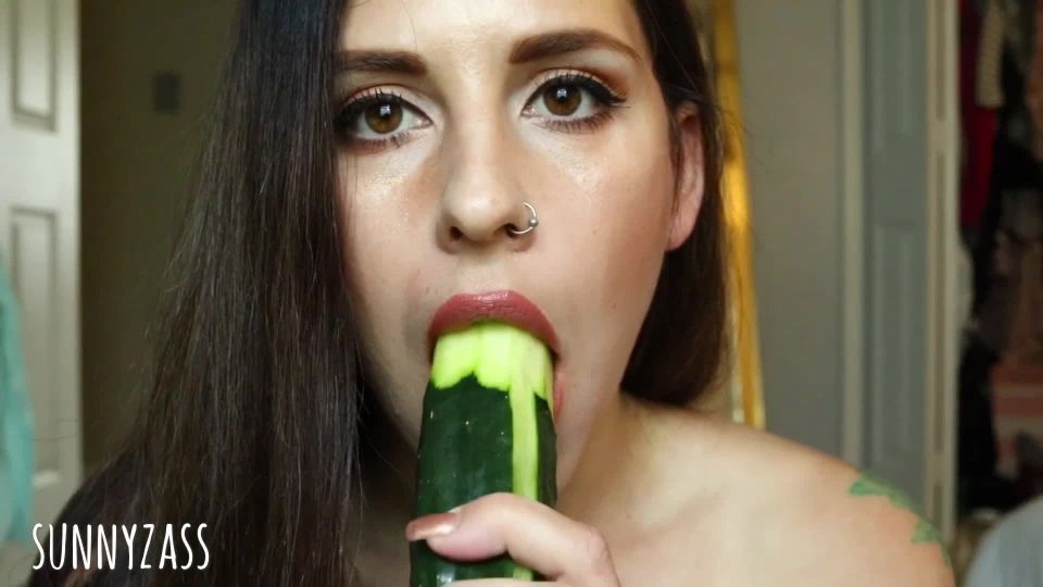 video 13 throat fetish solo female | Milf Paradise – Cucumber Anal | butt plug