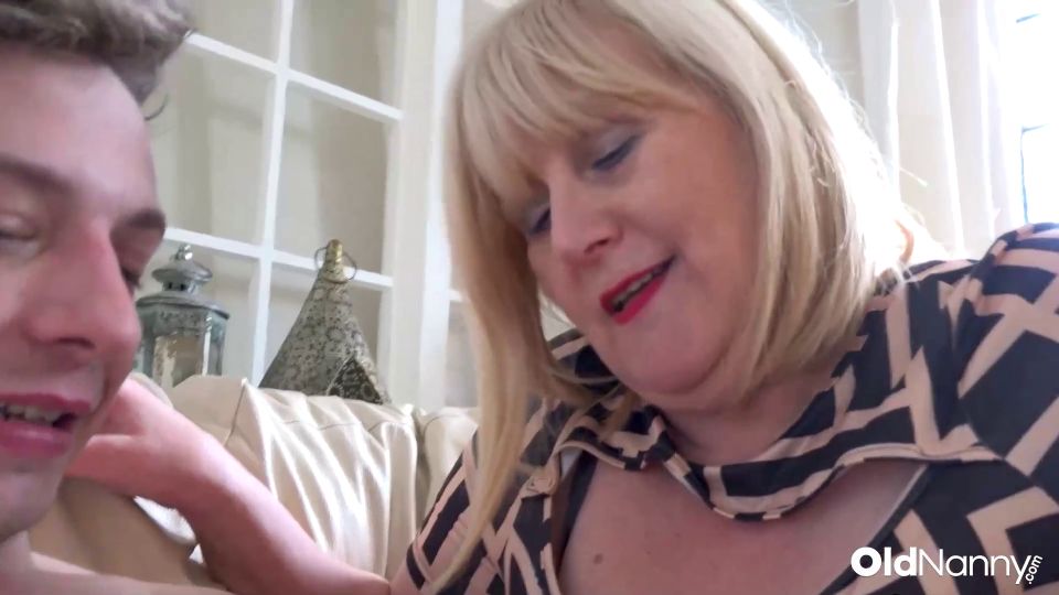 6266 Ama de casa traviesa busca un trato de alquiler