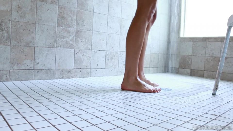 adult video clip 48 shiny fetish Tara Ashley Wet Feet, wet on feet porn