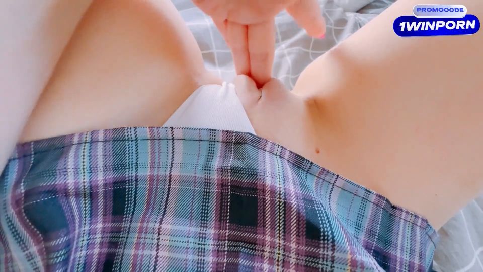 7188 Adolescentes frota suave virgen coño después de la escuela, loud orgasmo