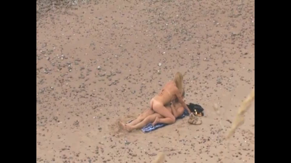 Older guy fucks a teen girl on a beach Blowjob!