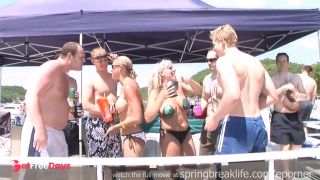 Party Time On The Lake