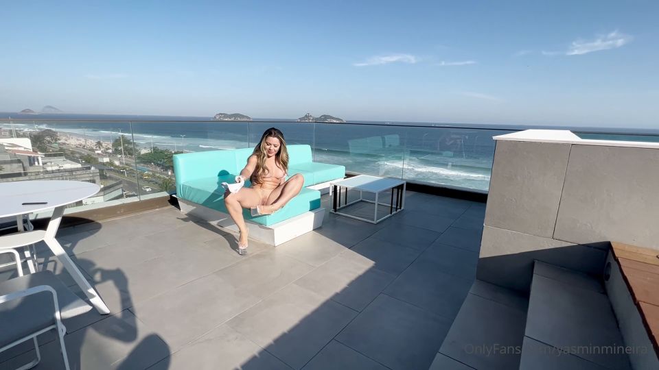 Yasmin Mineira 0h1w0jg3v5a2zqpsv9anr fuente