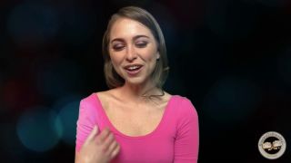Riley Reid Detrás de las escenas (Brunette girls porn)