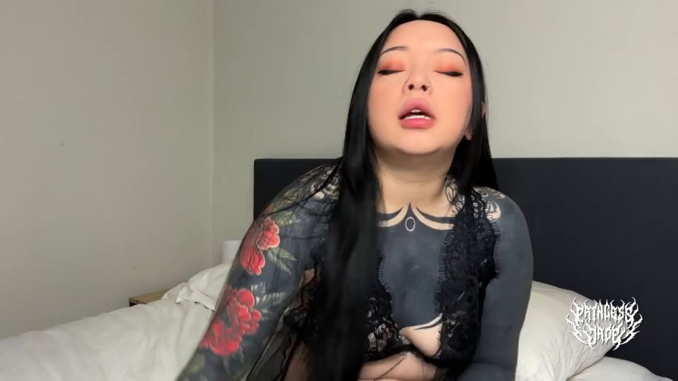 Princesa Jade, aún más estúpida en 2024, HD 720P