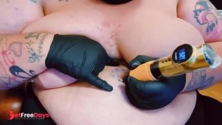 [GetFreeDays.com] Queer BBW with huge boobs tattooing themself Porn Clip June 2023