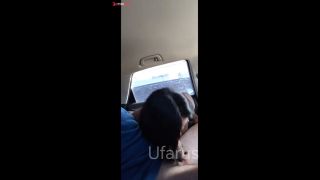 Un profesor follaba a un estudiante adolescente por dinero en un coche