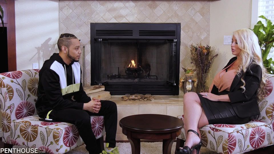 Alura TNT Jenson - Job Interview Results in a Big Offer - FullHD 1080P