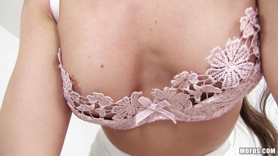 Julie Skyhigh - Belgian Slut Fuck For Money With Stranger (Role Play)