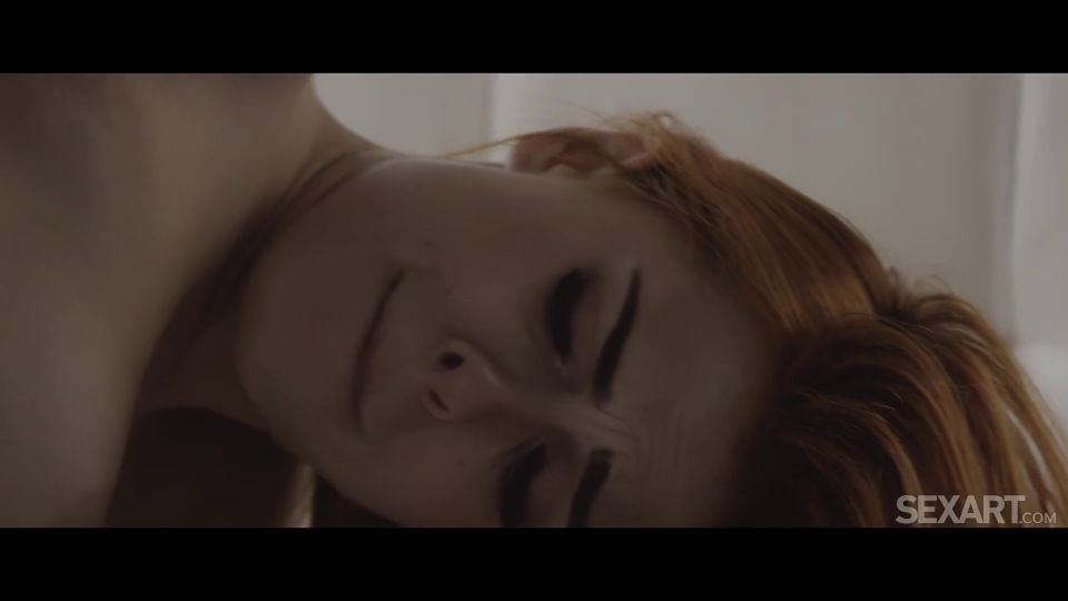 Aventuras seductoras de la vida nocturna con parejas apasionadas