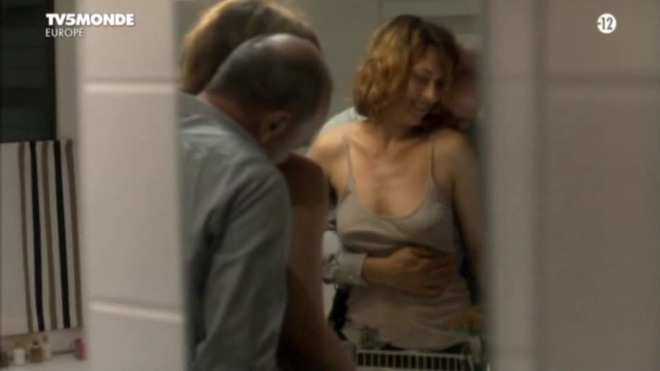 Natacha Lindinger – Le repenti (2009) HD 720p - (Celebrity porn)