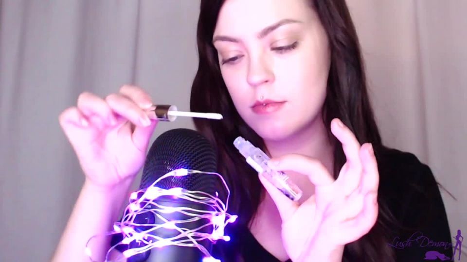 porn clip 12 DemonGoddessJ – Lip Gloss ASMR with Light | femdom | femdom porn amber deluca femdom