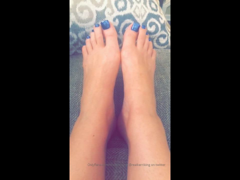  realkerriking  Part 5…special treat for findom foot boys.., feet on feet porn