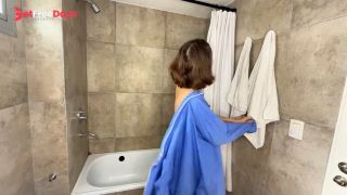 Morning Sex in The Shower, With a Deep Blowjob and Facial Cum