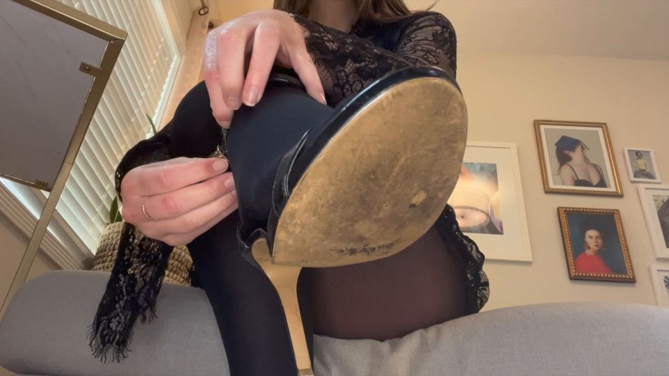 free porn video 26 Nicolette Bloom – Smell my feet and give me your money, anjelica femdom on pov 