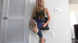 xxx clip 36 Goddess Lily - The More You Are My Foot Slave... on feet porn the fetish couple