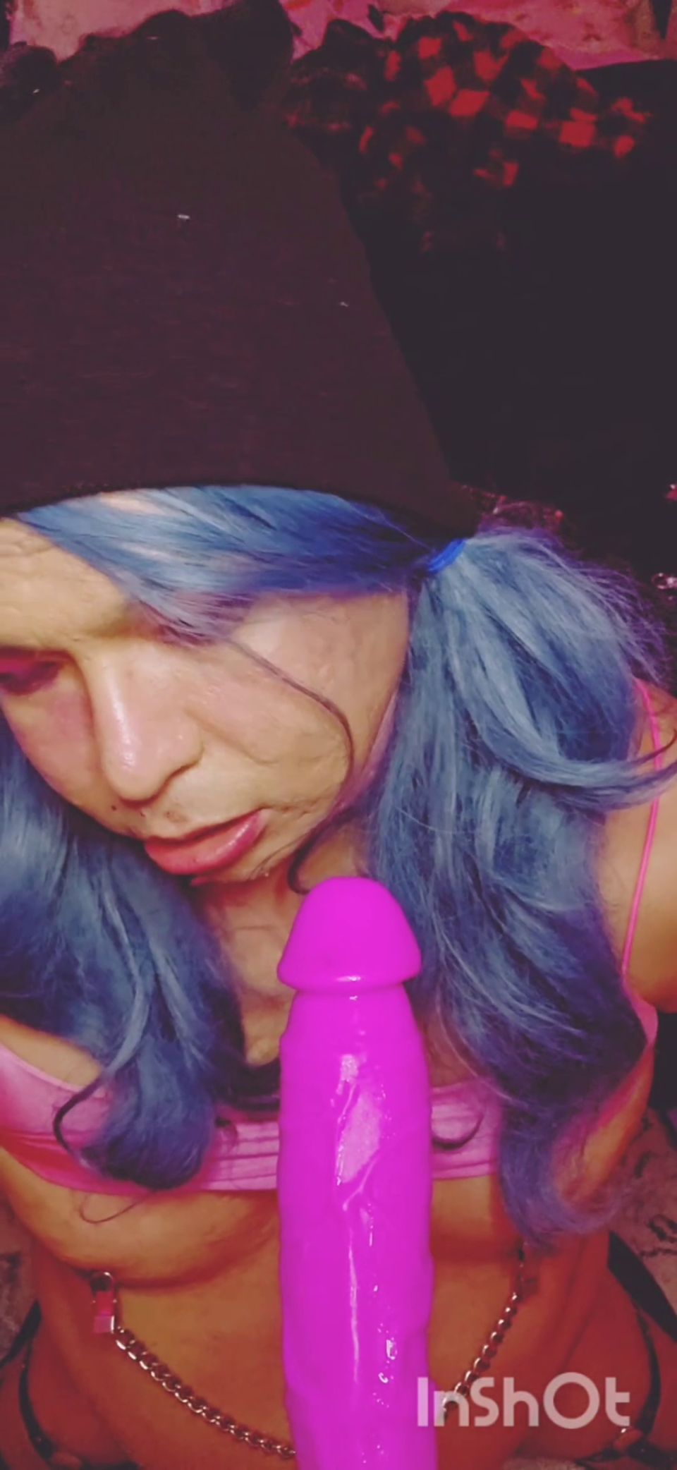 Leila Camus esposado sissy garganta profunda mamada SD