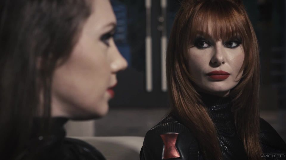 Lacy Lennon, Elena Koshka - Black Widow XXX An Axel Braun Parody Part 3 (2021) - Lacy lennon