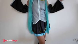 [GetFreeDays.com] My first Cosplay, Hatsune Miku masturbates her clit Sex Video June 2023