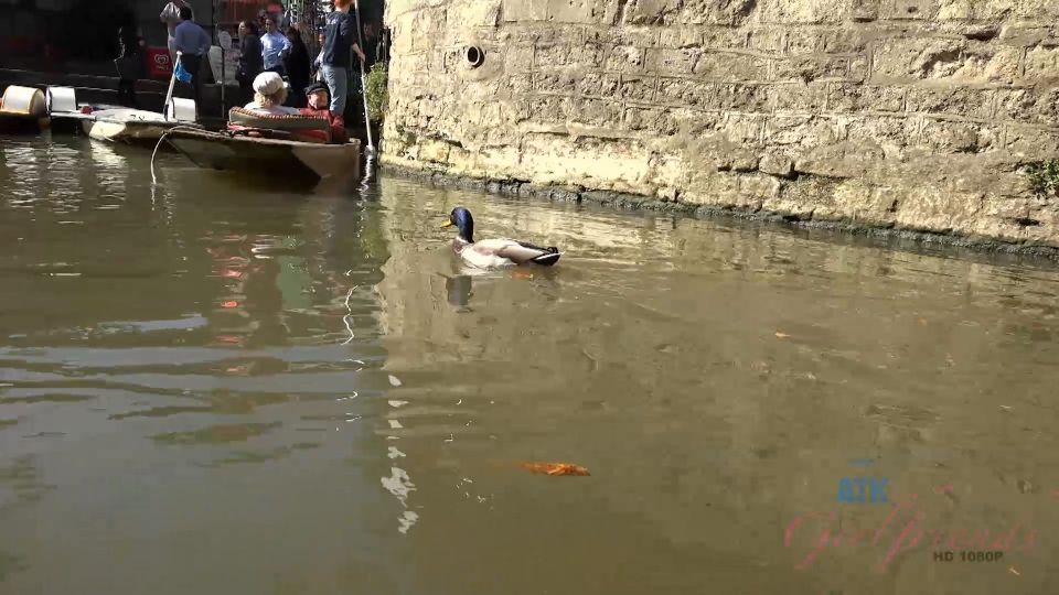 Blair Summers London 5 (Porno de sexo infantil)