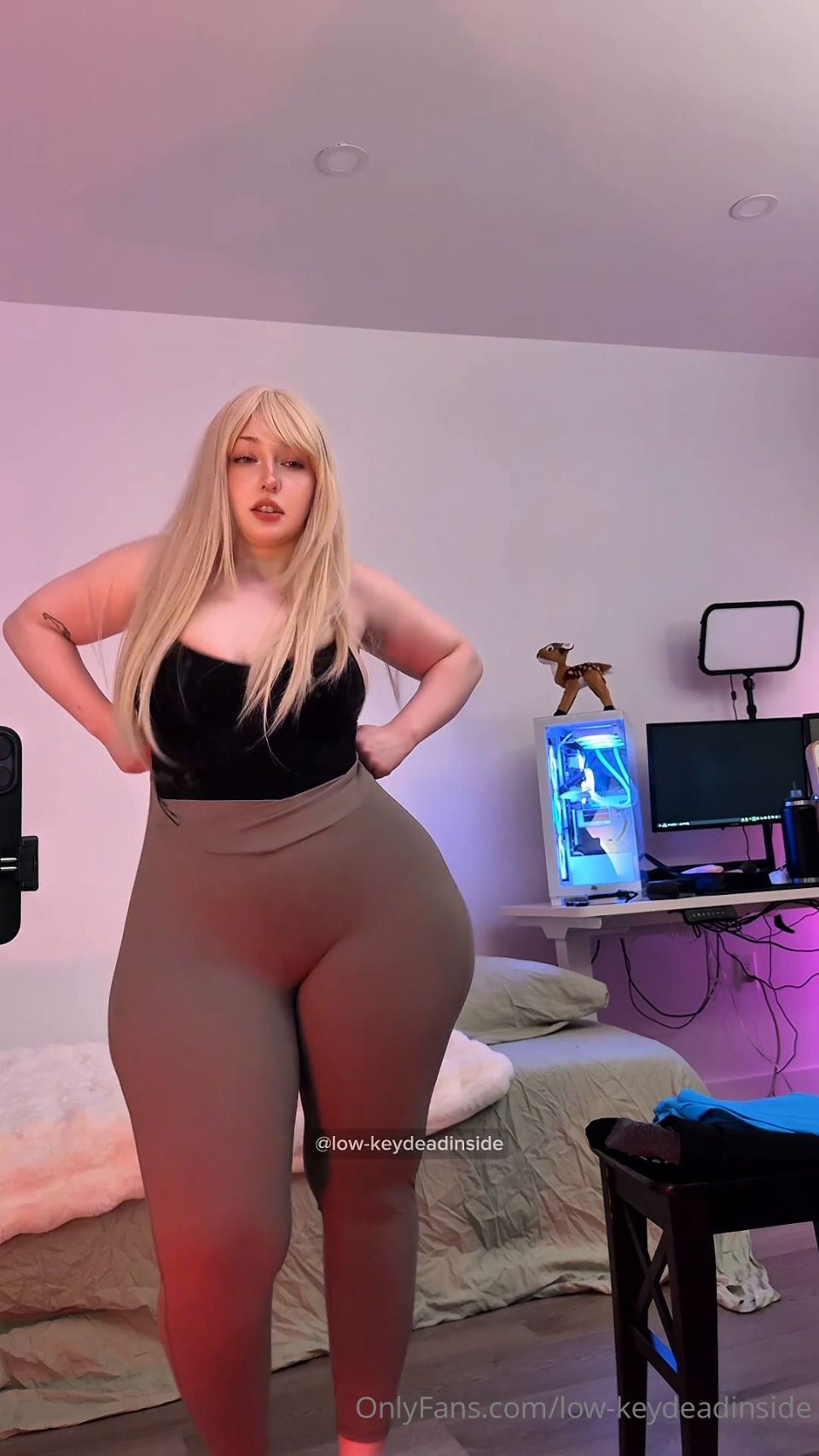 Low-keydeadinside LIVE Squats Leggings Gym Test FullHD 1080P