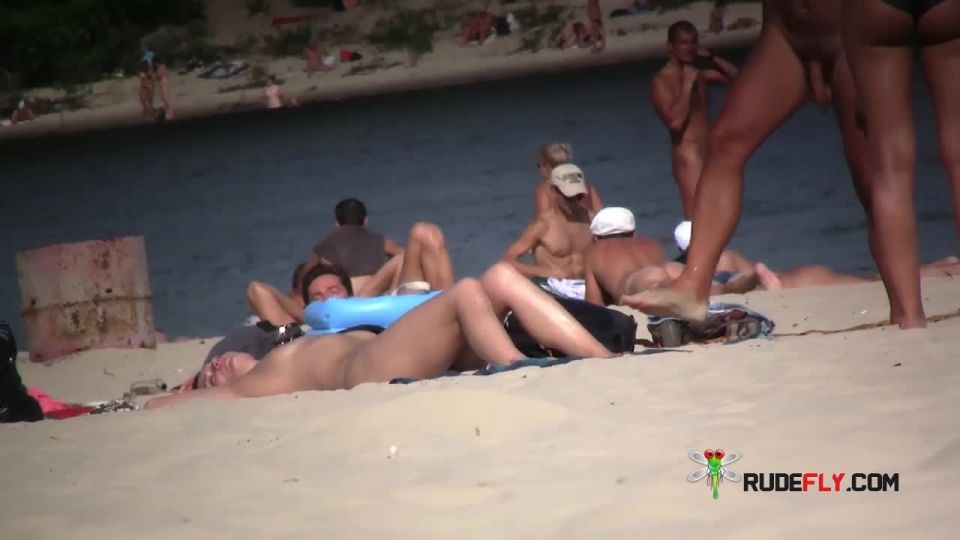 Amateur damsel naturist at strand 2 amateur 