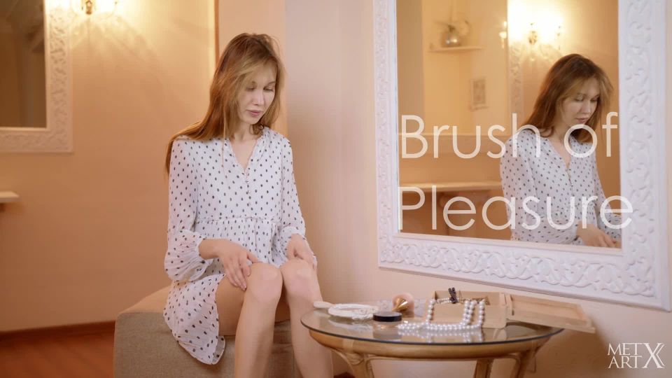 Alice Bright - Brush Of Pleasure