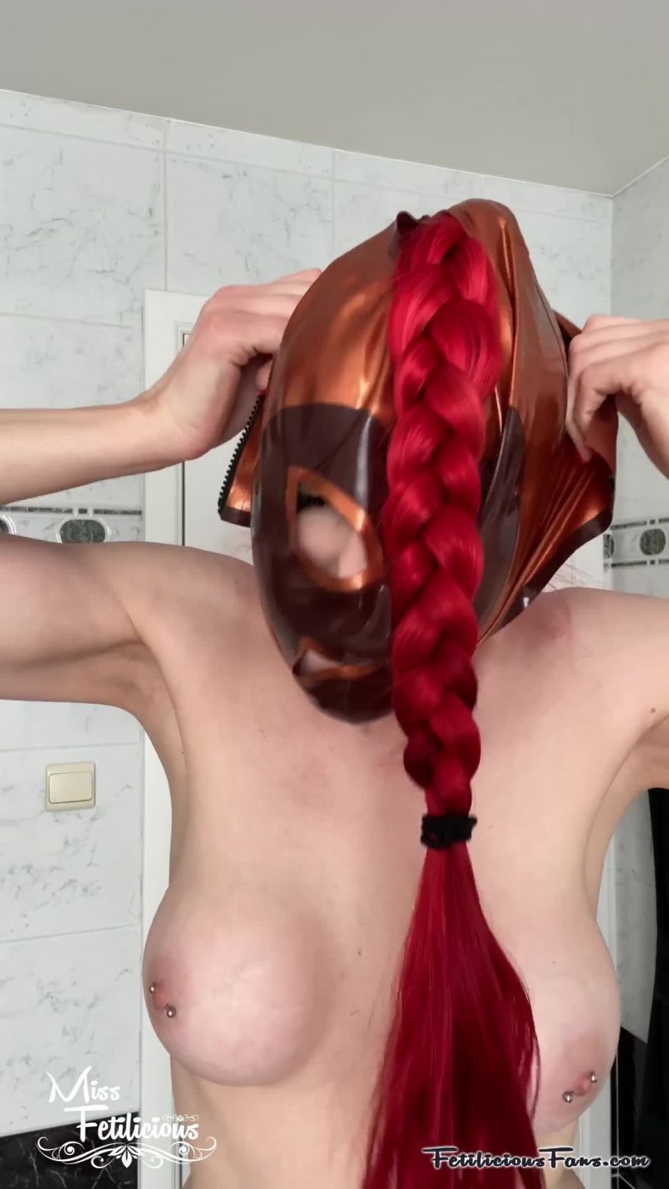 FetiliciousFans SiteRipPt 1Dressing Up in Bronze Latex