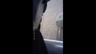 Online Tube Voyeur in Public Toilet - voyeur