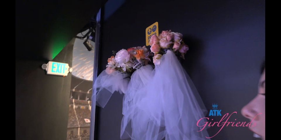 Noches calientes del paraíso: Steamy serie de películas de adultos