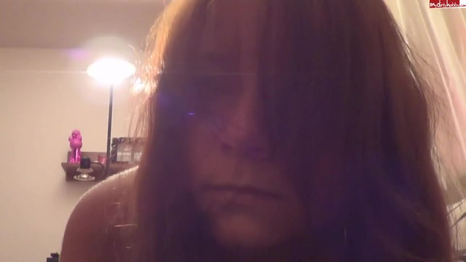 Gran culo adolescente consigue Anal puño en perrito estilo de la...