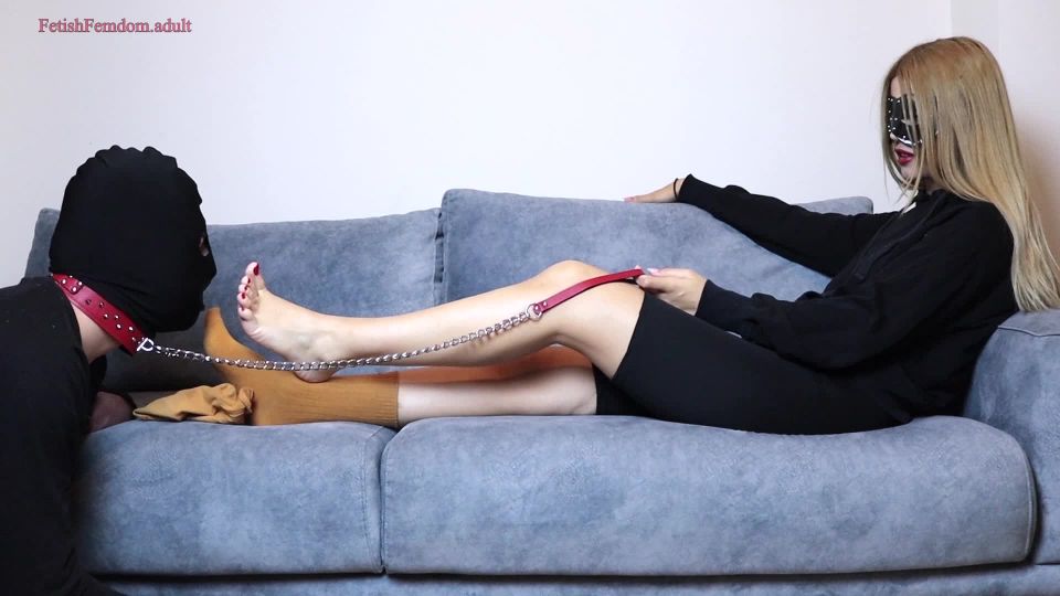 Diosa Sayeste se ha pasado calcetines esclavos (Porno femenino)