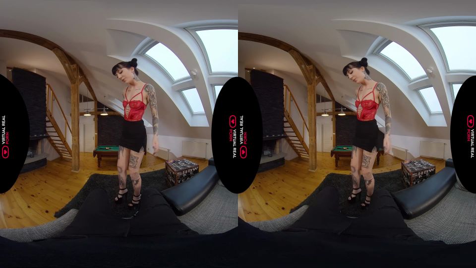 Charlotte Sartre(Virtual Reality)